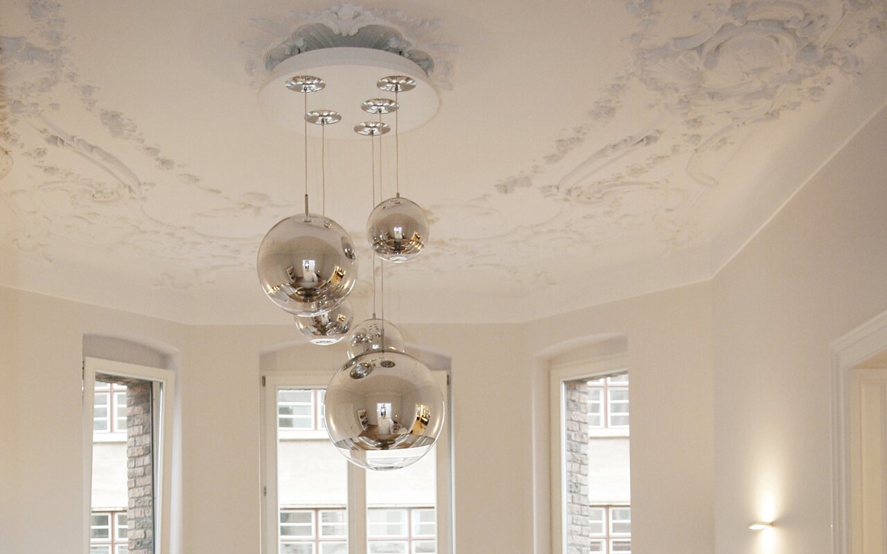 Farkas & Manthei. Friseure